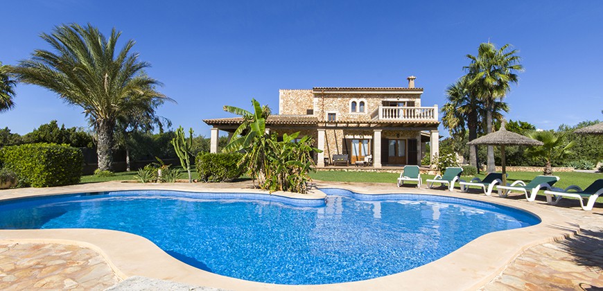 Villa Vacaciones en Mallorca - 3 dormitorios, Aire Acondicionado, Wifi, 1 km a la playa