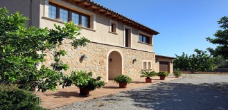 Holiday Rental close to the exclusive Area of Costa de los Pinos with Central Heating 1