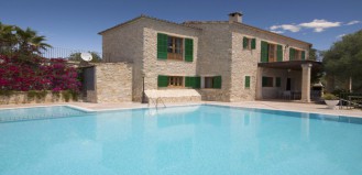 Familien Urlaub mit privatem Pool und Klimaanlage im Zentrum Mallorcas, luxuriös 1