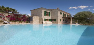 Familien Urlaub mit privatem Pool und Klimaanlage im Zentrum Mallorcas, luxuriös 2