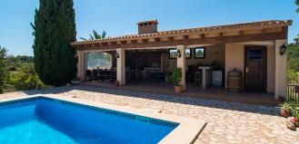 Luxury Rental Villa - big, modern with air conditioning and gym, 5 bedrooms, WIFI 6