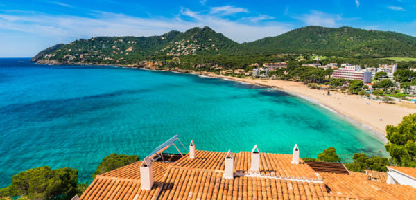 How to choose the best holiday house for rent in Mallorca for your holidays?