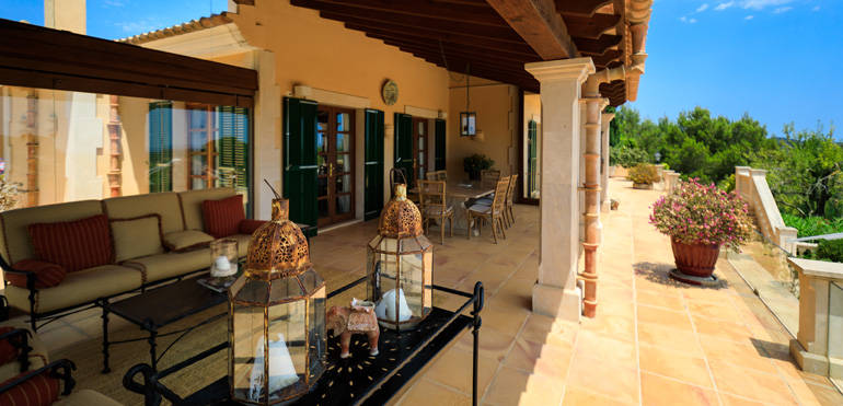 Rent rural country house in Mallorca; advantages of agrotourism