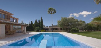 Family Villa Palma, 4 bedrooms, Gym with Sauna, Airconditioning, large BBQ zone