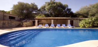 Rental Villa for 8 persons with 4 bedrooms, Relax at the private Pool in the nature