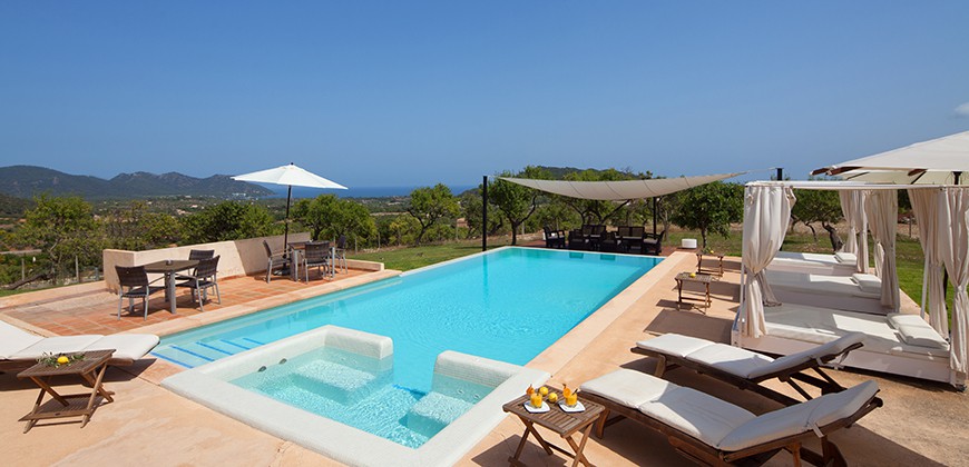 Vacaciones agroturismo Mallorca - Suite con Aire Acondicionado, Terraza y Patio | Villas con Piscina