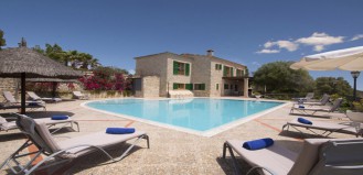 Familien Urlaub mit privatem Pool und Klimaanlage im Zentrum Mallorcas, luxuriös