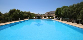 Villa Vacacional Mallorca en Petra con Aire Acondicionado, 5 dormitorios, Wifi, chiminea