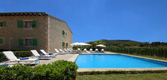 Holiday Villa in Petra, with kids Pool, garden and space for the whole family, modern 1