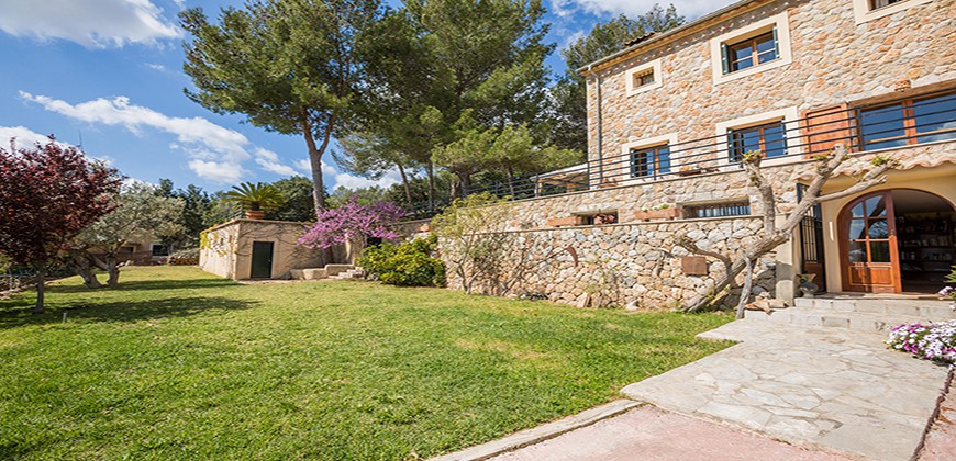 Finca Vacacional Mallorca – 4 Dormitorios, 4 Baños, Aire Acondicionado y Calefacción 25