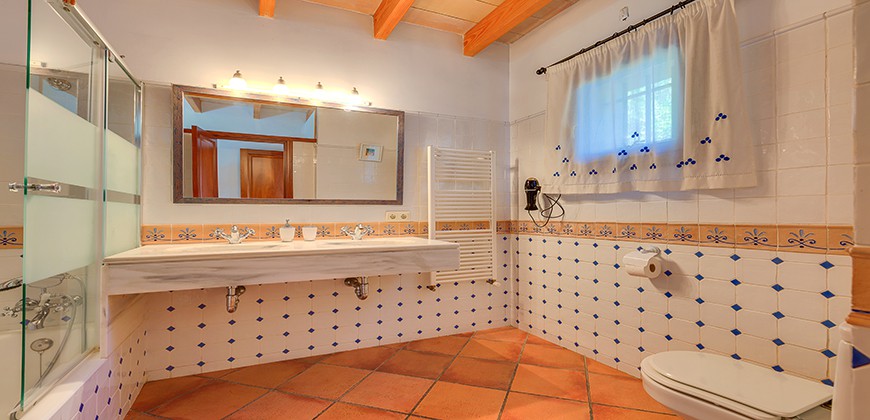 Finca Vacacional Mallorca – 4 Dormitorios, 4 Baños, Aire Acondicionado y Calefacción 19