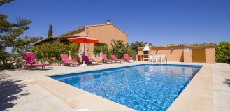 Holiday Rentals Porto Cristo, rural Villa with 3 bedrooms and Pool, perfect for Families 1