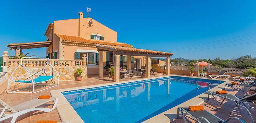 Alquiler Finca Mallorca - en el noreste, familiar con 5 dormitorios, Ping Pong y BBQ