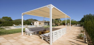 Holiday Villa in a rural area - 4 bedrooms, Pool and BBQ Area, close to the beaches