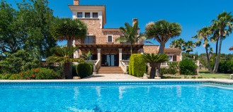 Alquiler Villa Mallorca con  5 dormitorios, moderno con Aire Acondicionado, Gimnasio