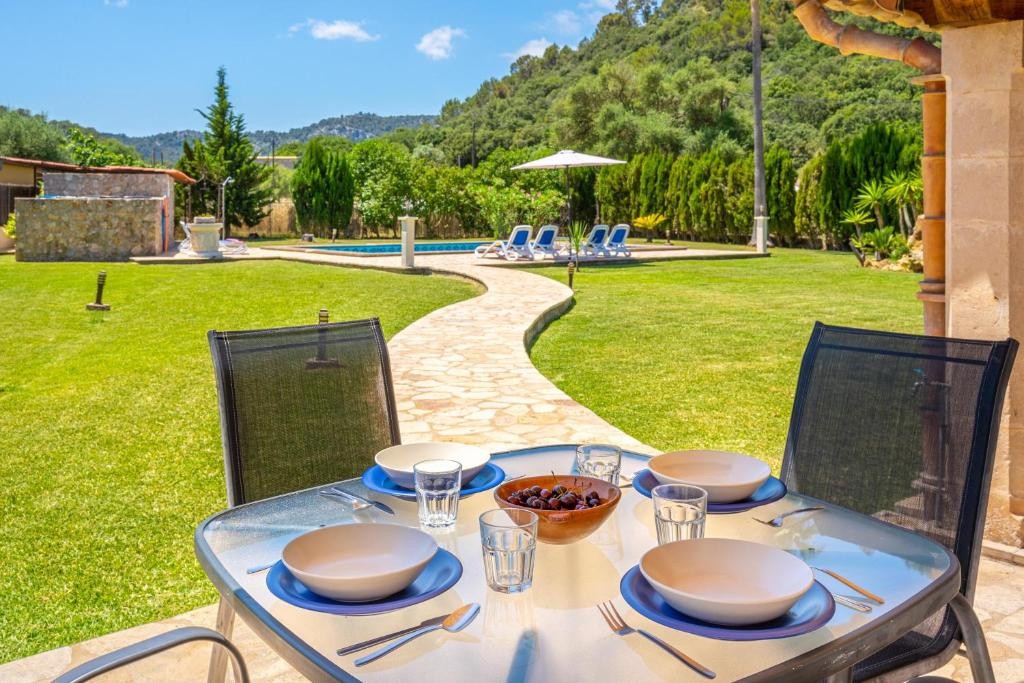 Finca Vacacional Pollença - con Piscina y Jardín, moderno, Aire Acondicionado y WIFI 3